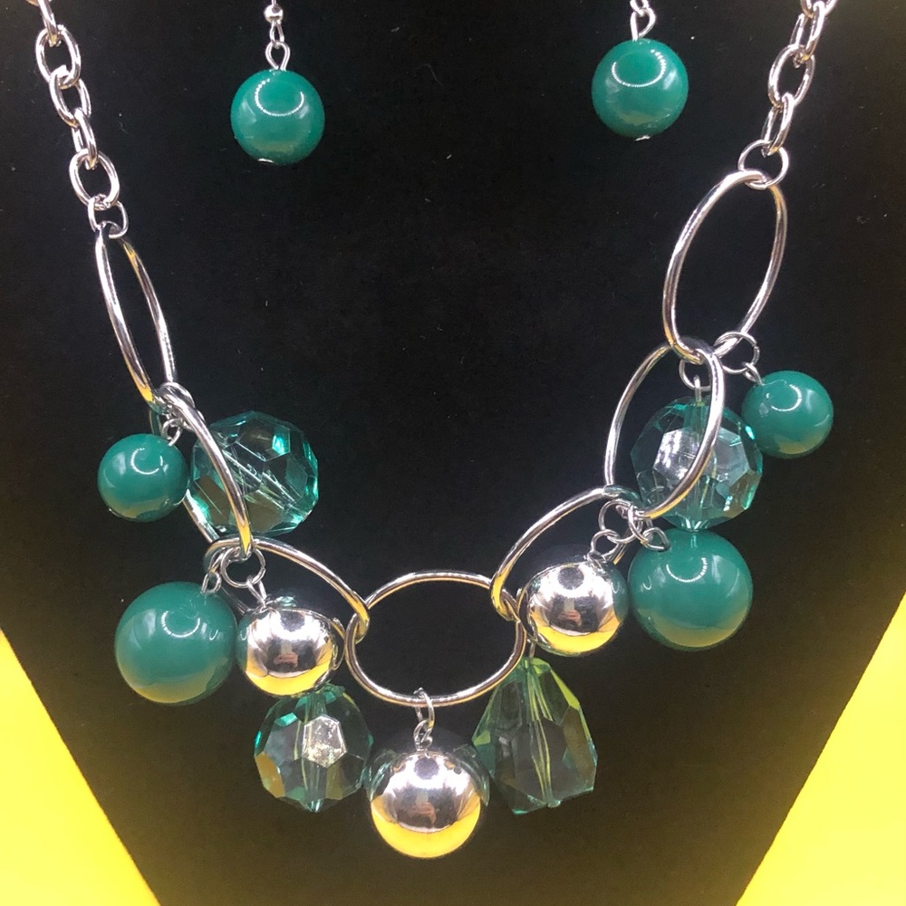 Chunky Necklace and Earring Set